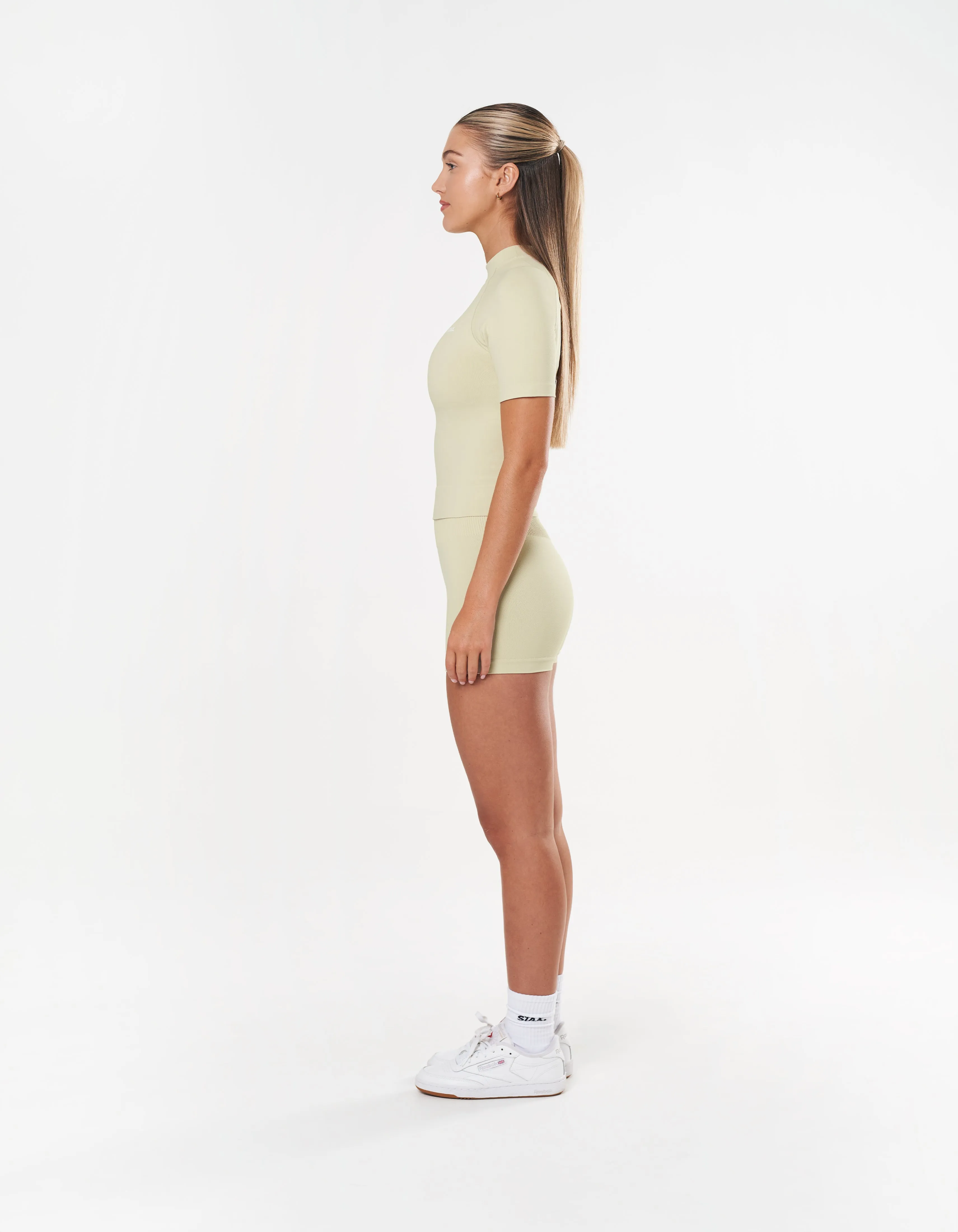 Premium Seamless Mini Bike Shorts - Vanilla Essence